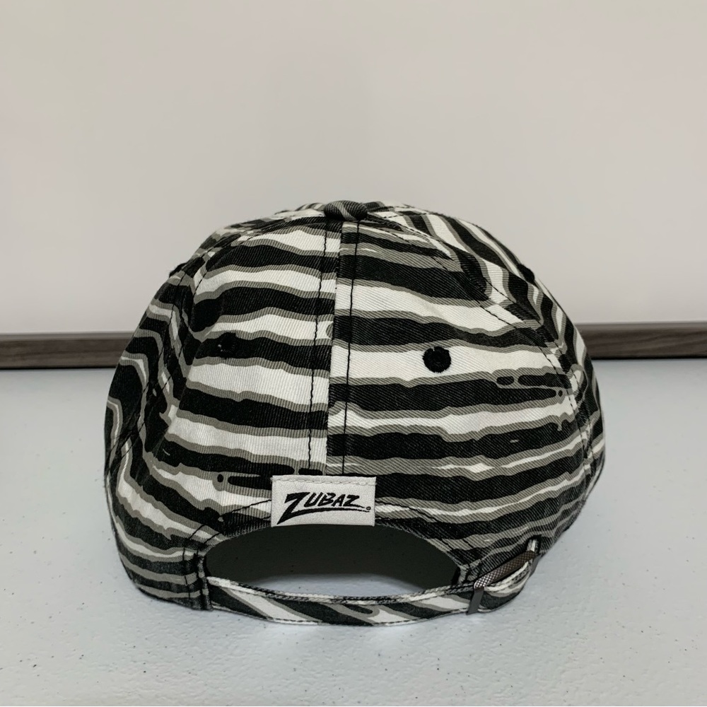 ‘47 Las Vegas Raiders Zubaz Cap-NWT - Picture 3 of 7